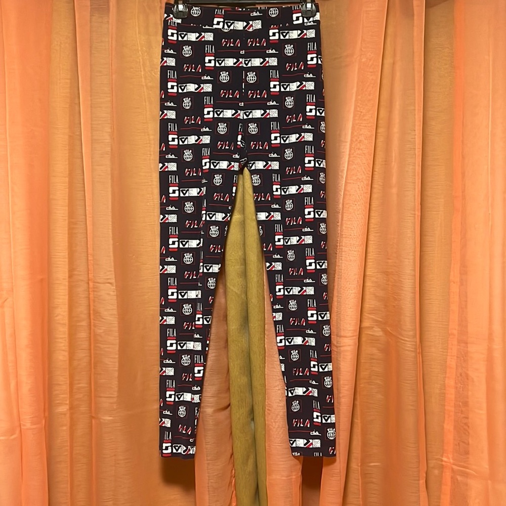navy blue FILA leggings